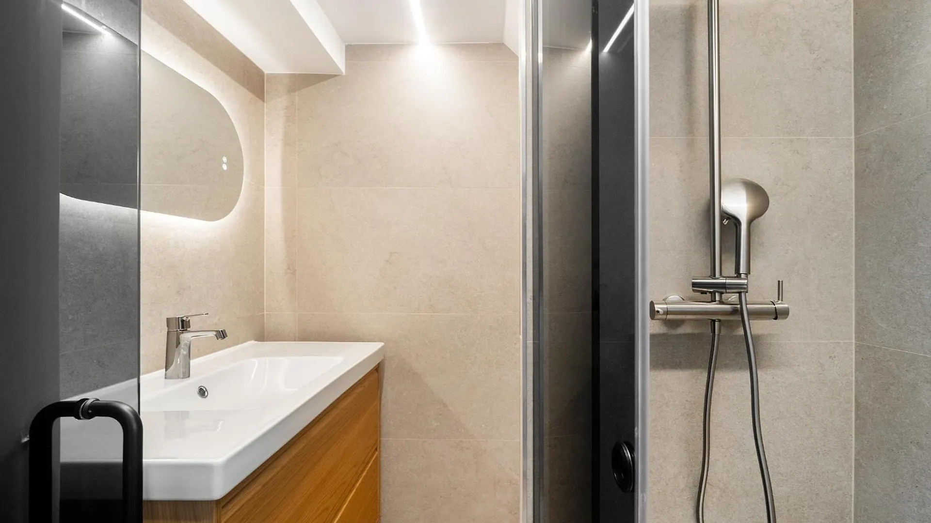 Whome Prime Location - Your Lisbon Getaway 0*,  البرتغال